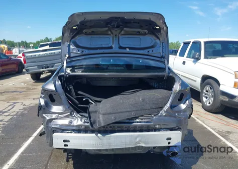 2015 Toyota Camry Se z USA, uszkodzony, nr VIN 4T1BF1FK3FU043685